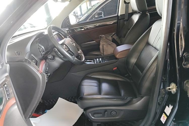Used GAC Trumpchi GS8 2017 320T Two-Wheel Drive Luxury Smart Connectivity Version (7 Seats) Left Front Seat