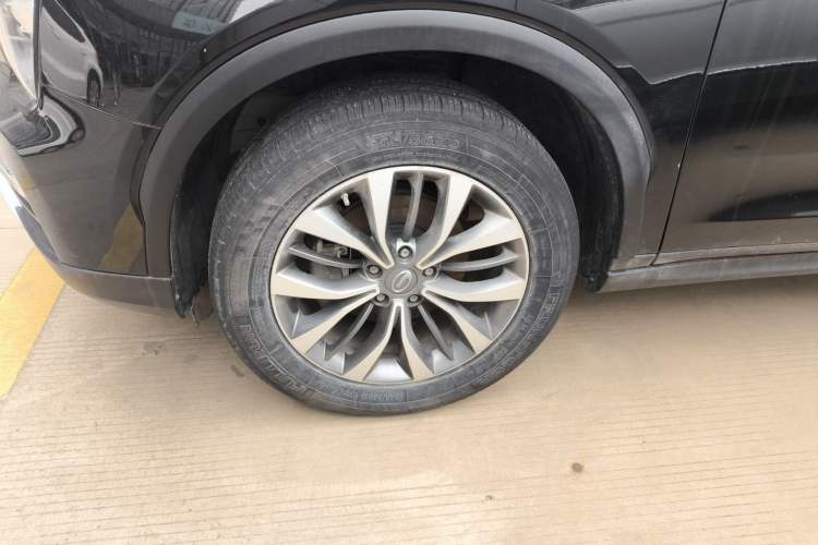 Used GAC Trumpchi GS8 2017 320T Four-Wheel Drive Luxury Smart Connectivity Version (7 Seats) Left Front Wheel Hub
