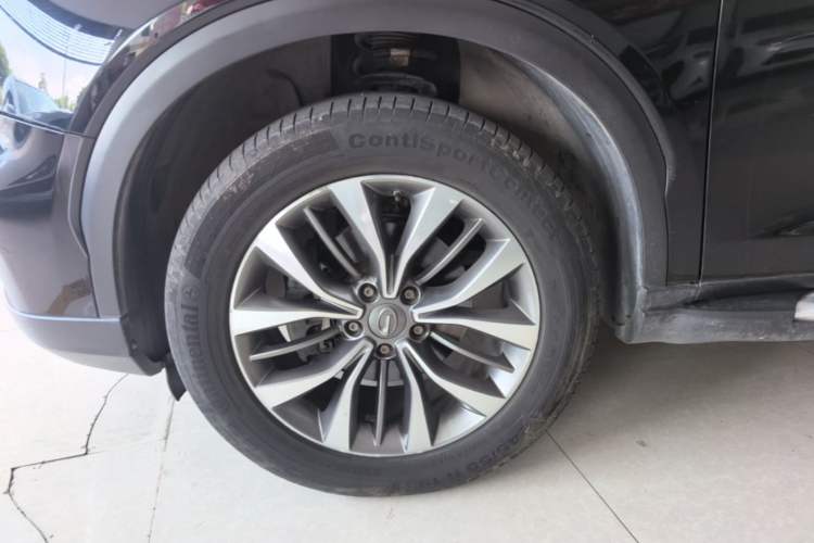 Used GAC Trumpchi GS8 2017 320T Two-Wheel Drive Luxury Smart Connectivity Version (7 Seats) Left Front Wheel Hub