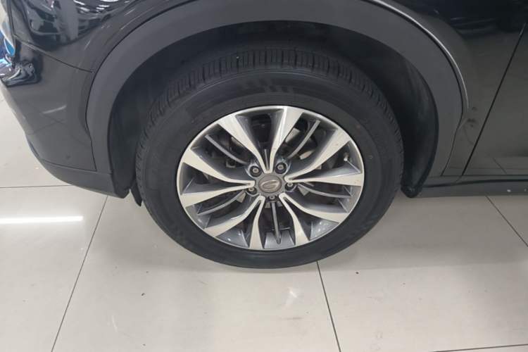 Used GAC Trumpchi GS8 2017 320T Two-Wheel Drive Luxury Edition (7 Seats) Left Front Wheel Hub