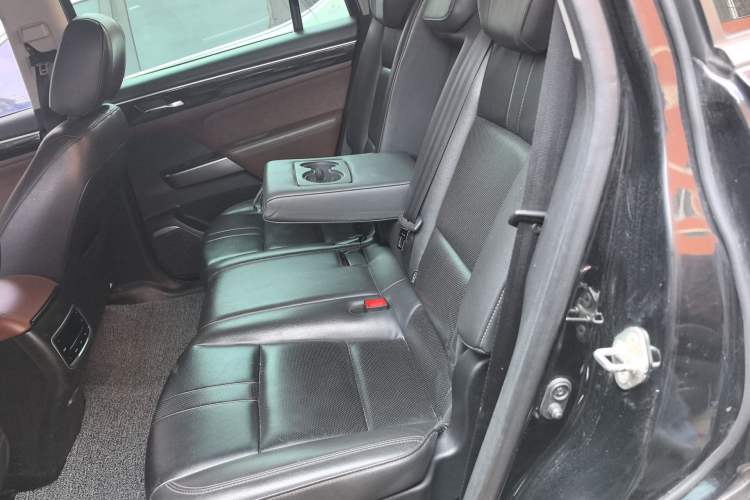 Used GAC Trumpchi GS8 2017 320T Four-Wheel Drive Luxury Smart Connectivity Version (7 Seats) Left Rear Seat