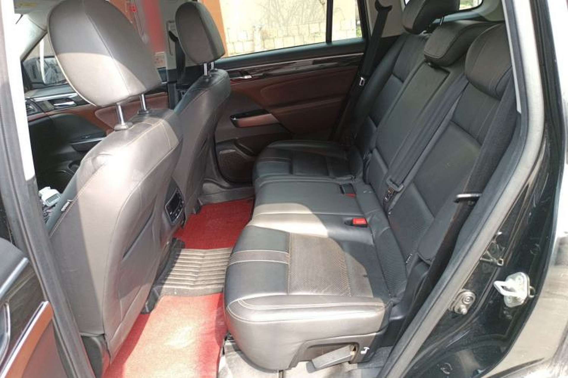 Used GAC Trumpchi GS8 2017 320T Four-Wheel Drive Luxury Smart Connectivity Version (7 Seats) Left Rear Seat