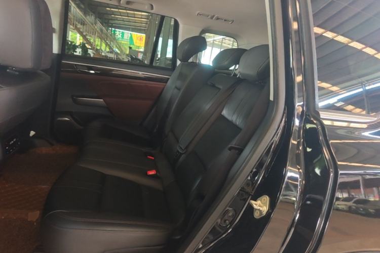 Used GAC Trumpchi GS8 2017 320T Two-Wheel Drive Luxury Edition (7 Seats) Left Rear Seat