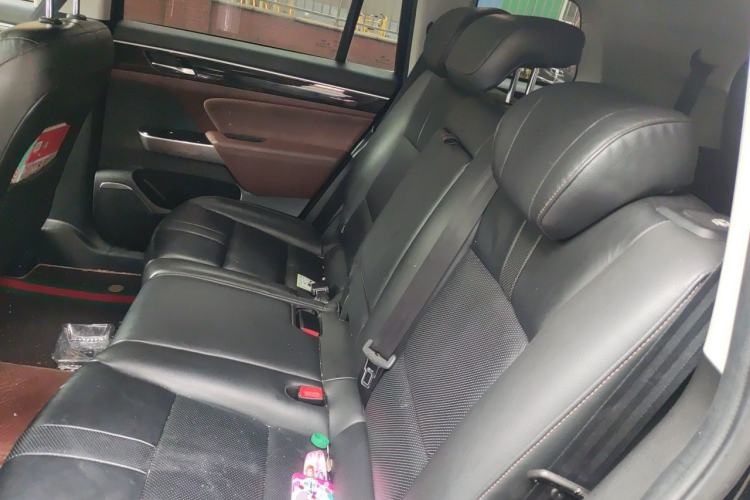 Used GAC Trumpchi GS8 2017 320T Two-Wheel Drive Luxury Smart Connectivity Version (7 Seats) Left Rear Seat