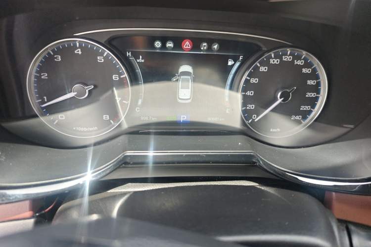Used GAC Trumpchi GS8 2017 320T Two-Wheel Drive Luxury Smart Connectivity Version (7 Seats) Odometer Close Up