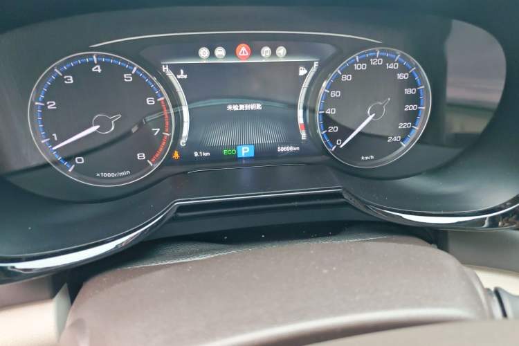 Used GAC Trumpchi GS8 2017 320T Two-Wheel Drive Luxury Smart Connectivity Version (7 Seats) Odometer Close Up
