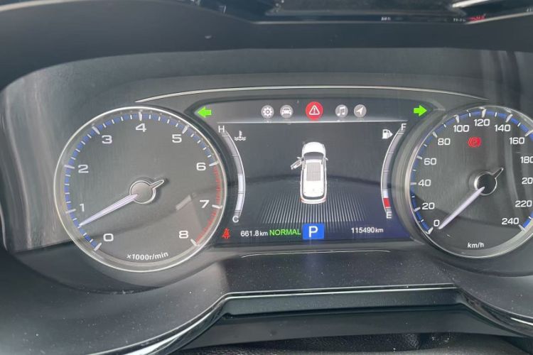 Used GAC Trumpchi GS8 2017 320T Two-Wheel Drive Luxury Smart Connectivity Version (7 Seats) Odometer Close Up
