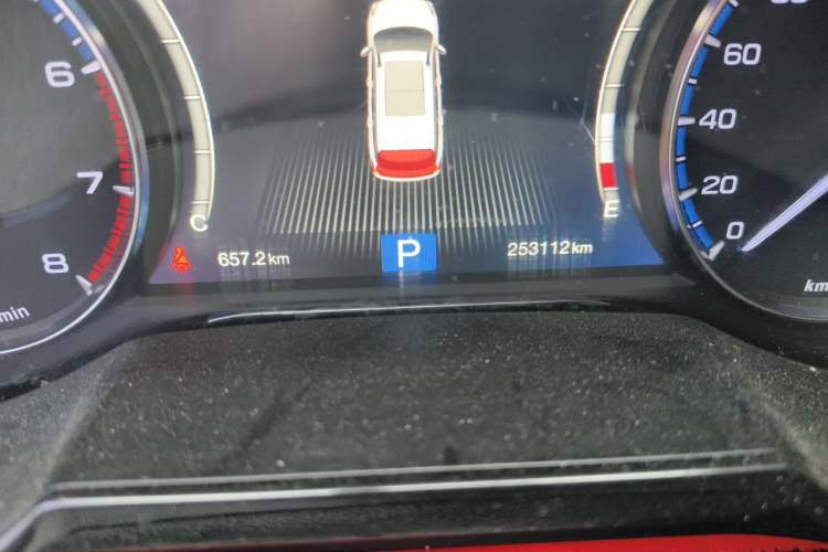 Used GAC Trumpchi GS8 2017 320T Two-Wheel Drive Luxury Smart Connectivity Version (7 Seats) Odometer Close Up