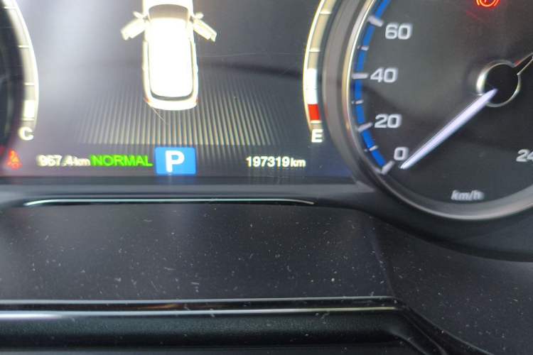 Used GAC Trumpchi GS8 2017 320T Four-Wheel Drive Luxury Smart Connectivity Version (7 Seats) Odometer Close Up