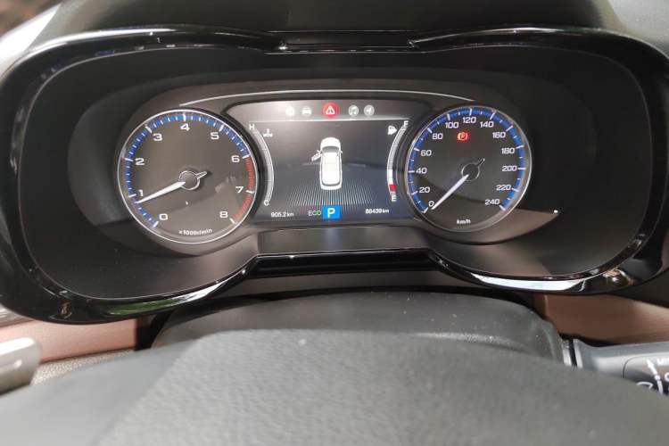 Used GAC Trumpchi GS8 2017 320T Two-Wheel Drive Luxury Smart Connectivity Version (7 Seats) Odometer Close Up