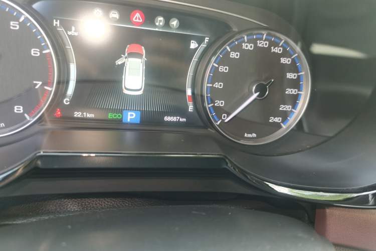 Used GAC Trumpchi GS8 2017 320T Two-Wheel Drive Luxury Smart Connectivity Version (7 Seats) Odometer Close Up