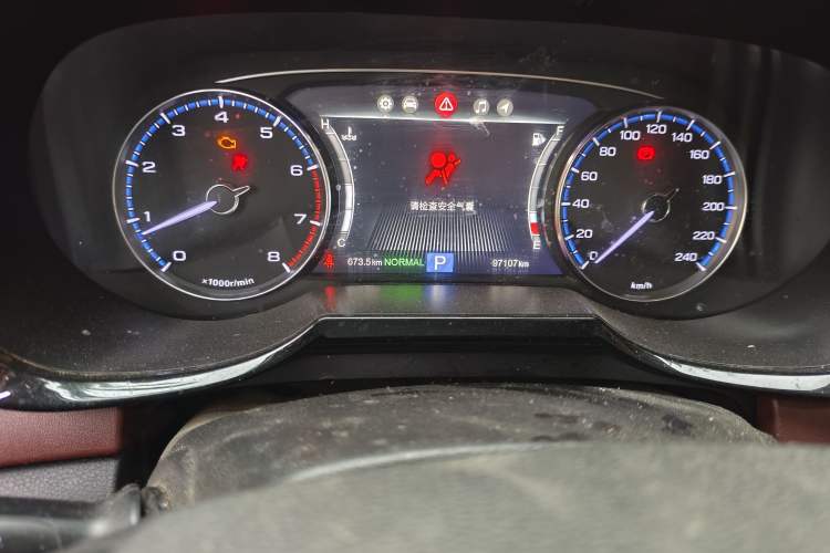 Used GAC Trumpchi GS8 2017 320T Two-Wheel Drive Luxury Smart Connectivity Version (7 Seats) Odometer Close Up