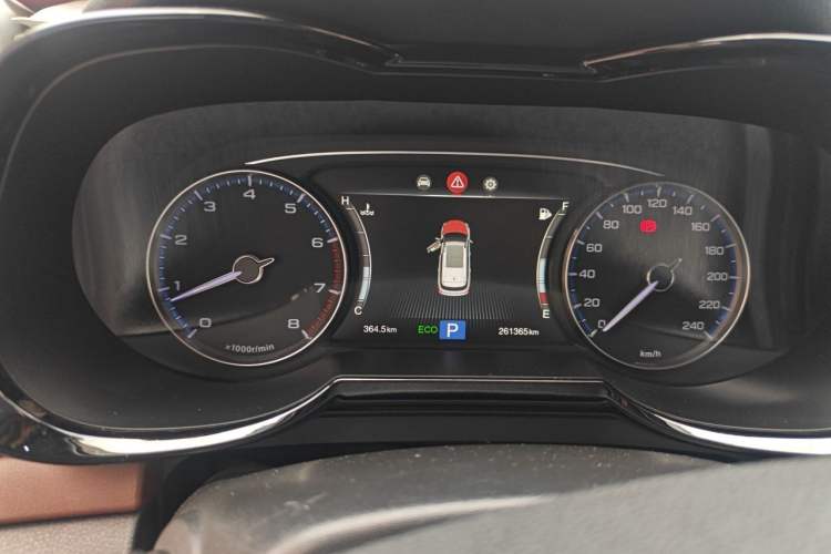 Used GAC Trumpchi GS8 2017 320T Four-Wheel Drive Luxury Smart Connectivity Version (7 Seats) Odometer Close Up