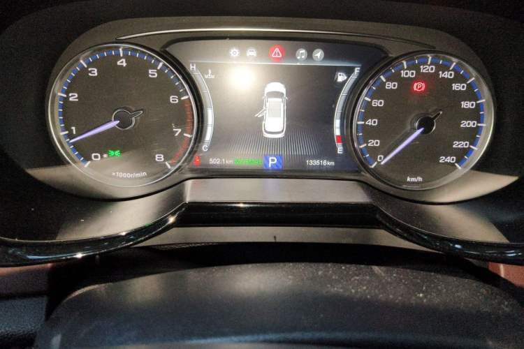 Used GAC Trumpchi GS8 2017 320T Two-Wheel Drive Luxury Smart Connectivity Version (7 Seats) Odometer Close Up