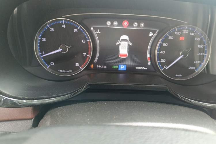 Used GAC Trumpchi GS8 2017 320T Two-Wheel Drive Luxury Smart Connectivity Version (7 Seats) Odometer Close Up