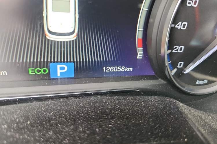 Used GAC Trumpchi GS8 2017 320T Two-Wheel Drive Luxury Smart Connectivity Version (7 Seats) Odometer Close Up