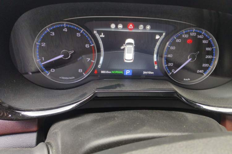 Used GAC Trumpchi GS8 2017 320T Two-Wheel Drive Luxury Smart Connectivity Version (7 Seats) Odometer Close Up