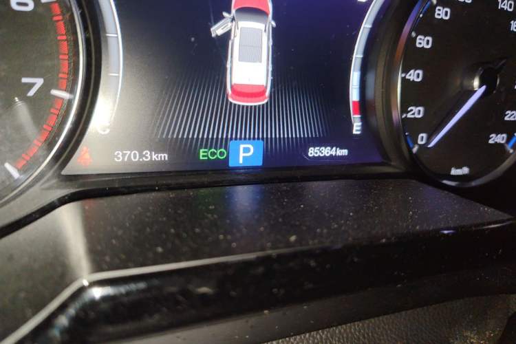 Used GAC Trumpchi GS8 2017 320T Two-Wheel Drive Luxury Smart Connectivity Version (7 Seats) Odometer Close Up