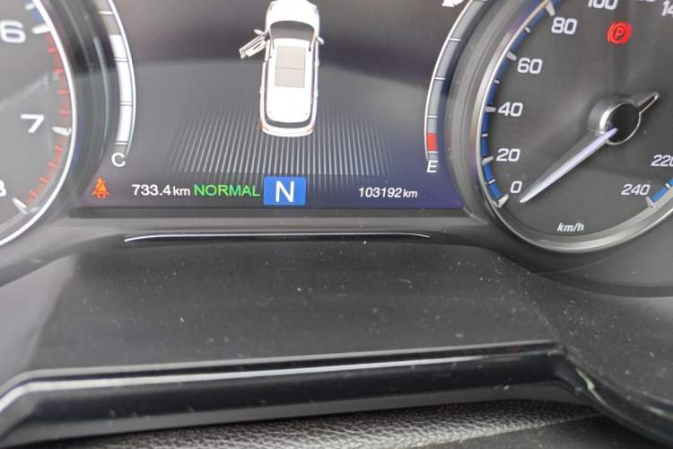 Used GAC Trumpchi GS8 2017 320T Two-Wheel Drive Luxury Smart Connectivity Version (7 Seats) Odometer Close Up