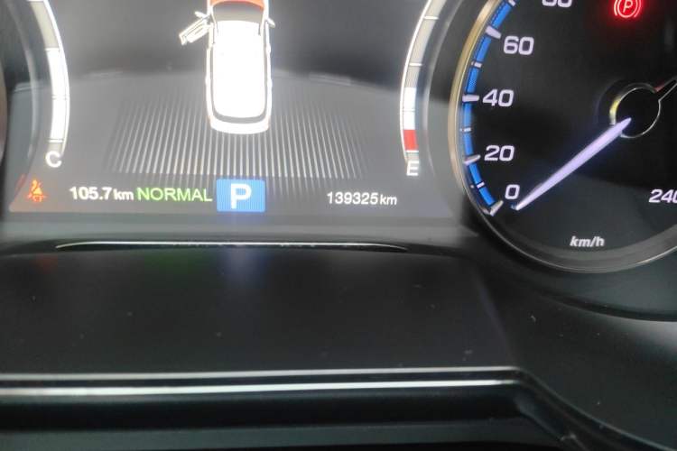 Used GAC Trumpchi GS8 2017 320T Two-Wheel Drive Luxury Smart Connectivity Version (7 Seats) Odometer Close Up
