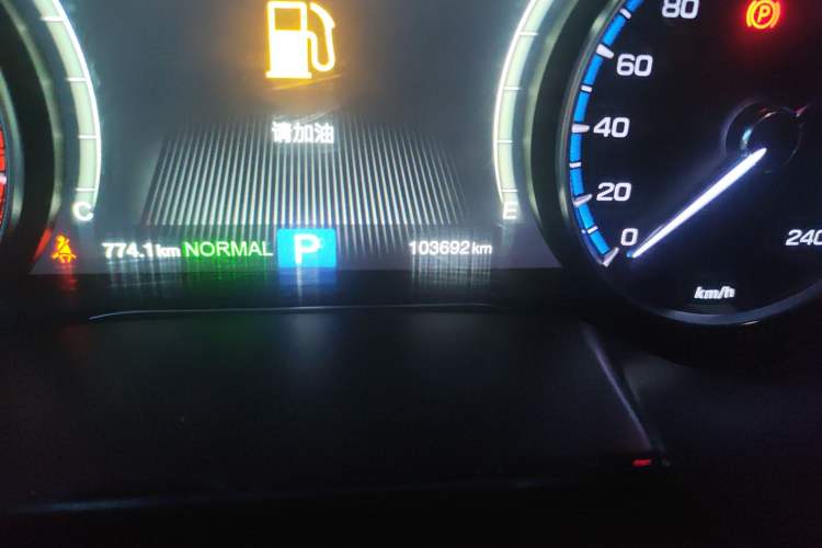Used GAC Trumpchi GS8 2017 320T Two-Wheel Drive Luxury Smart Connectivity Version (7 Seats) Odometer Close Up