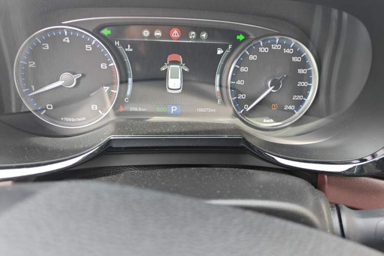 Used GAC Trumpchi GS8 2017 320T Two-Wheel Drive Luxury Smart Connectivity Version (7 Seats) Odometer Close Up