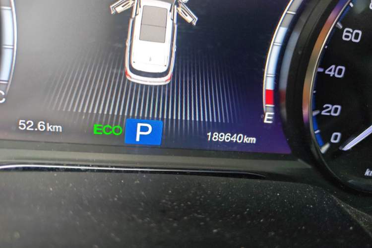 Used GAC Trumpchi GS8 2017 320T Four-Wheel Drive Luxury Smart Connectivity Version (7 Seats) Odometer Close Up