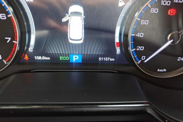 Used GAC Trumpchi GS8 2017 320T Two-Wheel Drive Luxury Smart Connectivity Version (7 Seats) Odometer Close Up