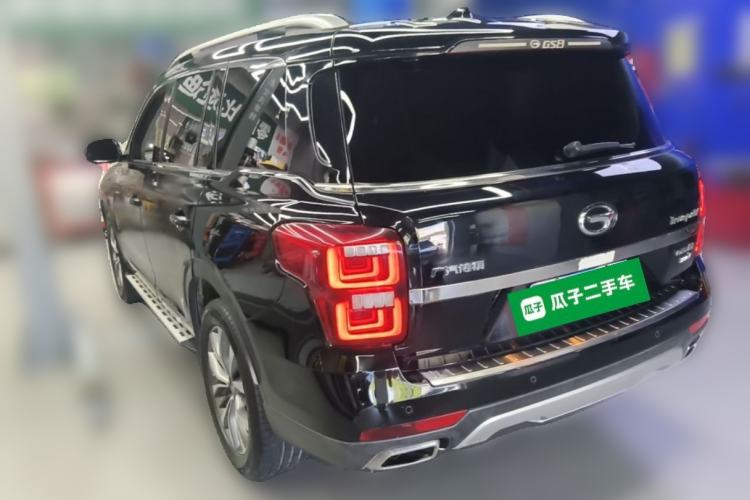 Used GAC Trumpchi GS8 2017 320T Two-Wheel Drive Luxury Smart Connectivity Version (7 Seats) Rear Left 45 Deg