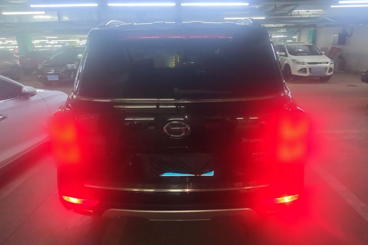 Used GAC Trumpchi GS8 2017 320T Two-Wheel Drive Luxury Smart Connectivity Version (7 Seats) Rear