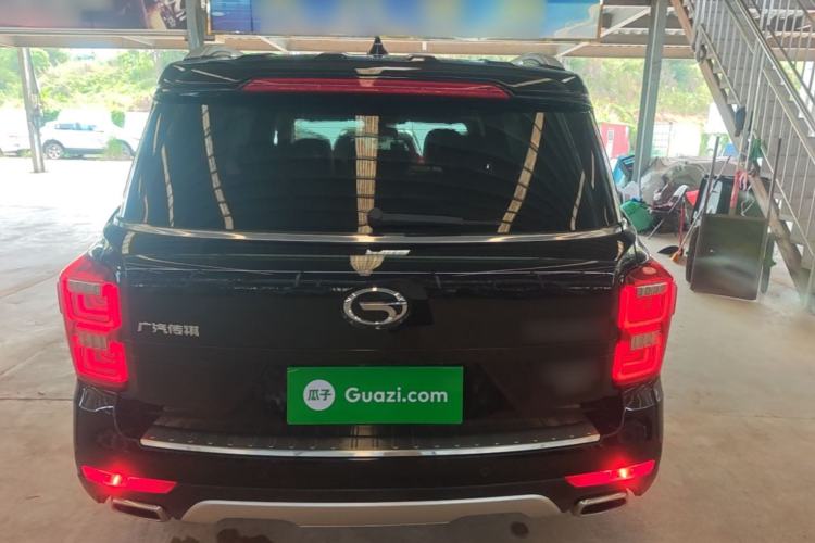 Used GAC Trumpchi GS8 2017 320T Two-Wheel Drive Luxury Edition (7 Seats) Rear