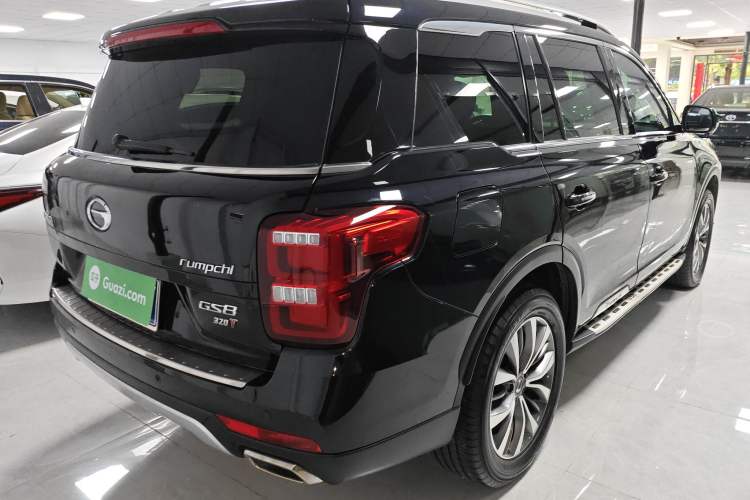 Used GAC Trumpchi GS8 2017 320T Two-Wheel Drive Luxury Smart Connectivity Version (7 Seats) Rear Right 45 Deg