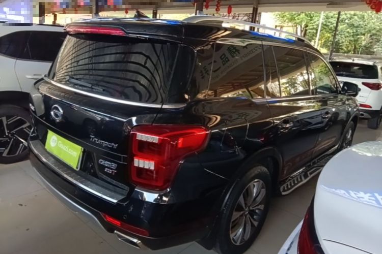 Used GAC Trumpchi GS8 2017 320T Two-Wheel Drive Luxury Smart Connectivity Version (7 Seats) Rear Right 45 Deg