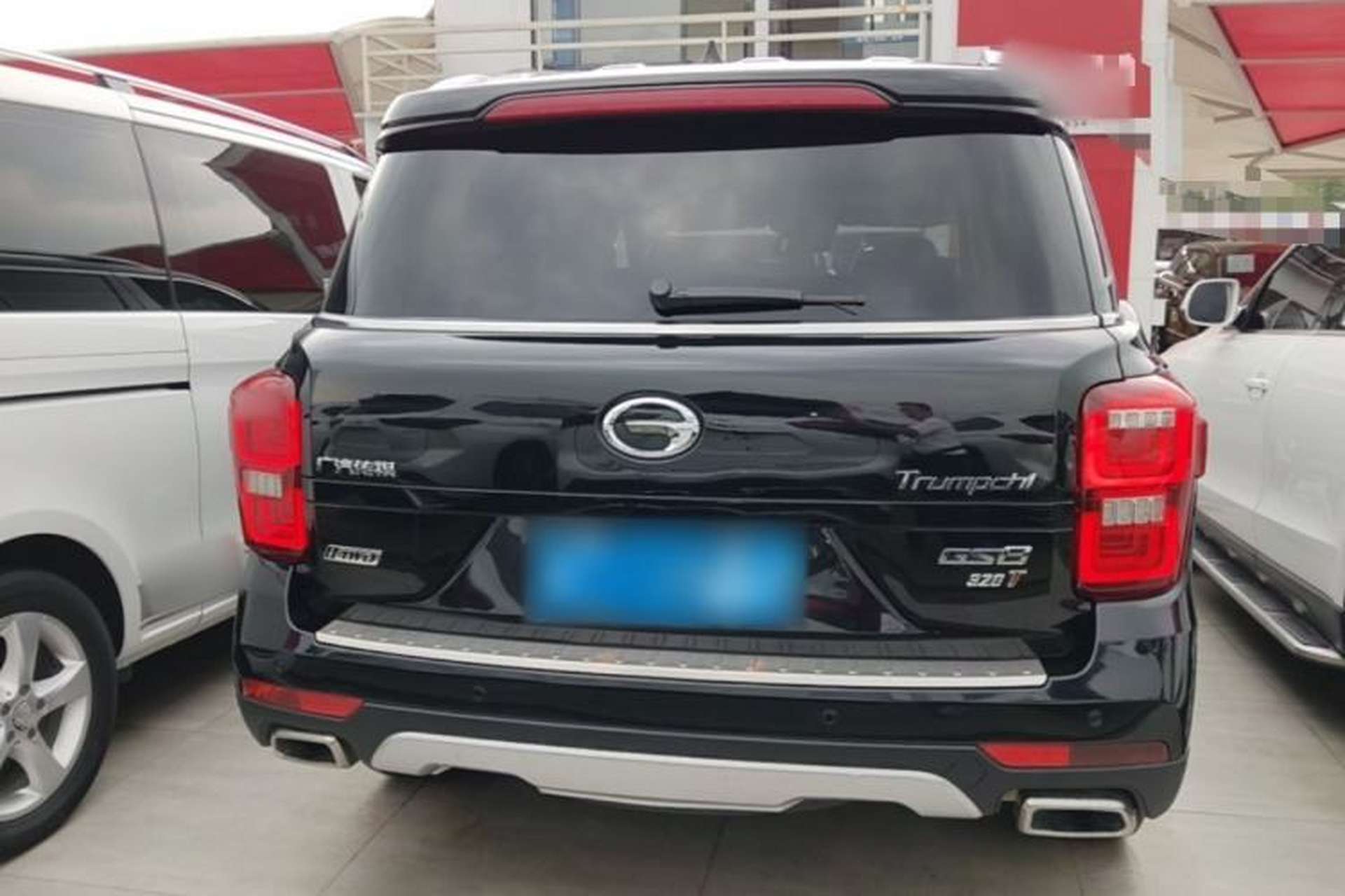 Used GAC Trumpchi GS8 2017 320T Four-Wheel Drive Luxury Smart Connectivity Version (7 Seats) Rear
