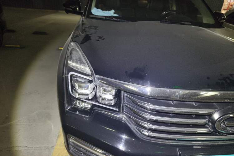 Used GAC Trumpchi GS8 2017 320T Two-Wheel Drive Luxury Smart Connectivity Version (7 Seats) Right Front Headlight