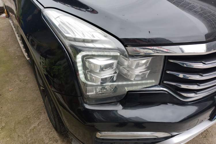 Used GAC Trumpchi GS8 2017 320T Two-Wheel Drive Luxury Smart Connectivity Version (7 Seats) Right Front Headlight