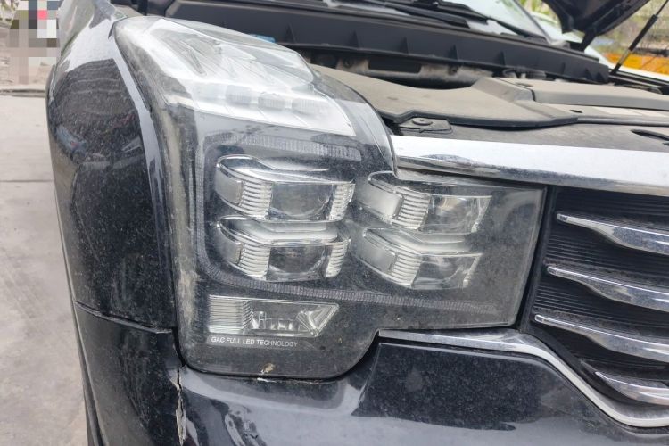 Used GAC Trumpchi GS8 2017 320T Two-Wheel Drive Luxury Smart Connectivity Version (7 Seats) Right Front Headlight