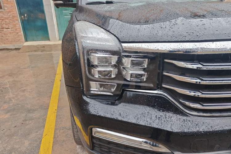 Used GAC Trumpchi GS8 2017 320T Four-Wheel Drive Luxury Smart Connectivity Version (7 Seats) Right Front Headlight