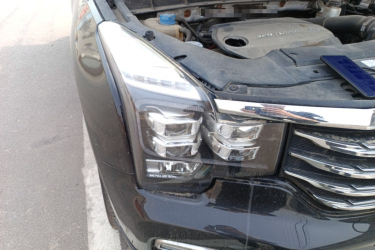 Used GAC Trumpchi GS8 2017 320T Four-Wheel Drive Luxury Smart Connectivity Version (7 Seats) Right Front Headlight