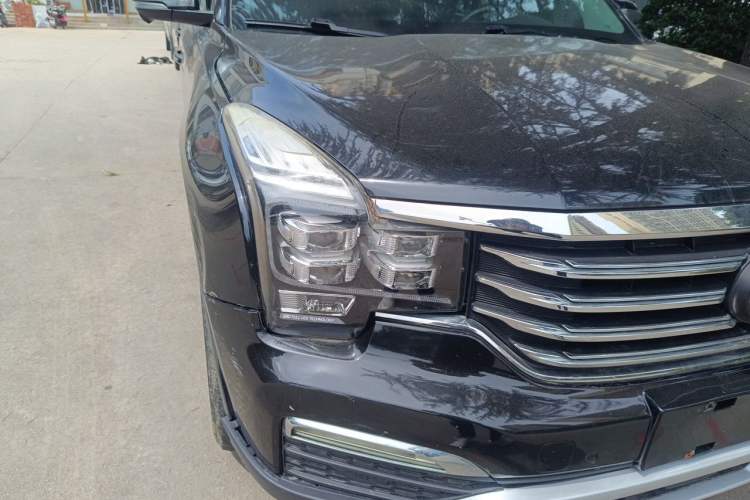 Used GAC Trumpchi GS8 2017 320T Two-Wheel Drive Luxury Smart Connectivity Version (7 Seats) Right Front Headlight