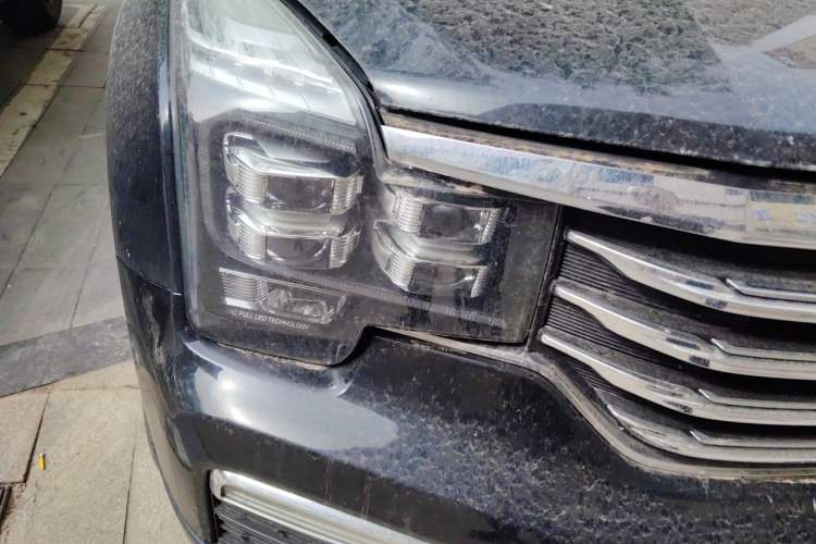 Used GAC Trumpchi GS8 2017 320T Two-Wheel Drive Luxury Smart Connectivity Version (7 Seats) Right Front Headlight