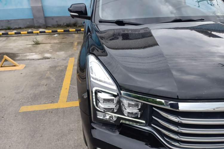 Used GAC Trumpchi GS8 2017 320T Two-Wheel Drive Luxury Smart Connectivity Version (7 Seats) Right Front Headlight