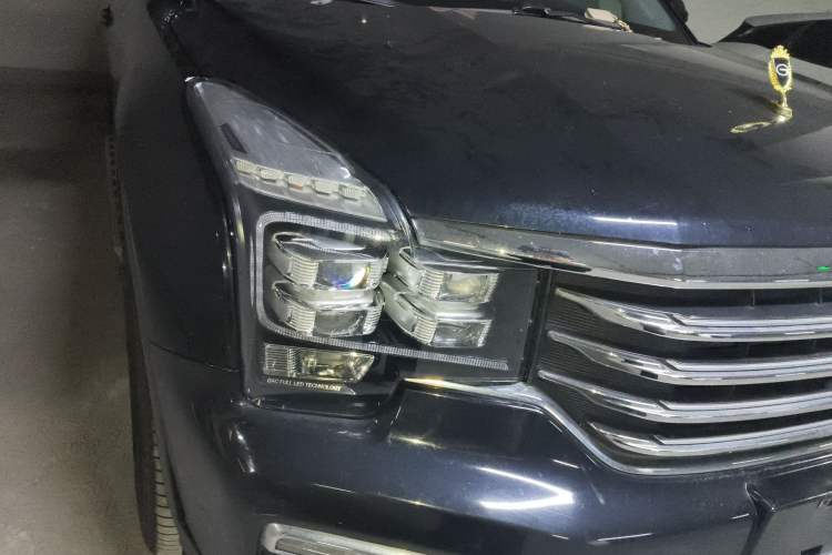 Used GAC Trumpchi GS8 2017 320T Two-Wheel Drive Luxury Smart Connectivity Version (7 Seats) Right Front Headlight