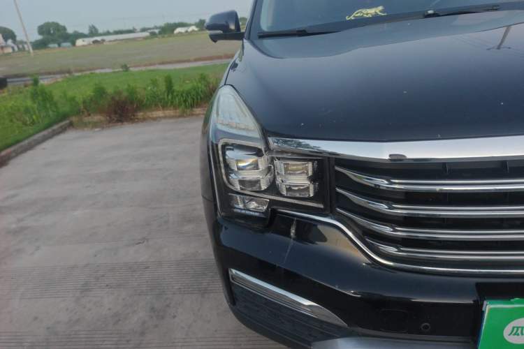 Used GAC Trumpchi GS8 2017 320T Two-Wheel Drive Luxury Smart Connectivity Version (7 Seats) Right Front Headlight