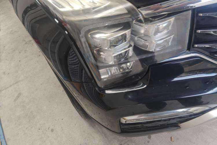 Used GAC Trumpchi GS8 2017 320T Two-Wheel Drive Luxury Smart Connectivity Version (7 Seats) Right Front Headlight