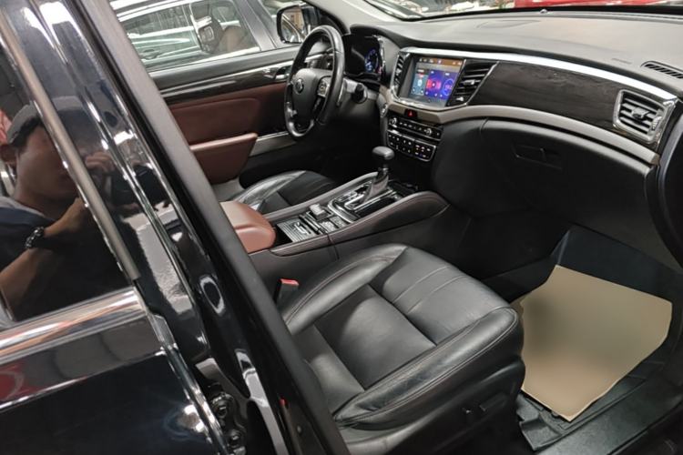 Used GAC Trumpchi GS8 2017 320T Two-Wheel Drive Luxury Smart Connectivity Version (7 Seats) Right Front Seat