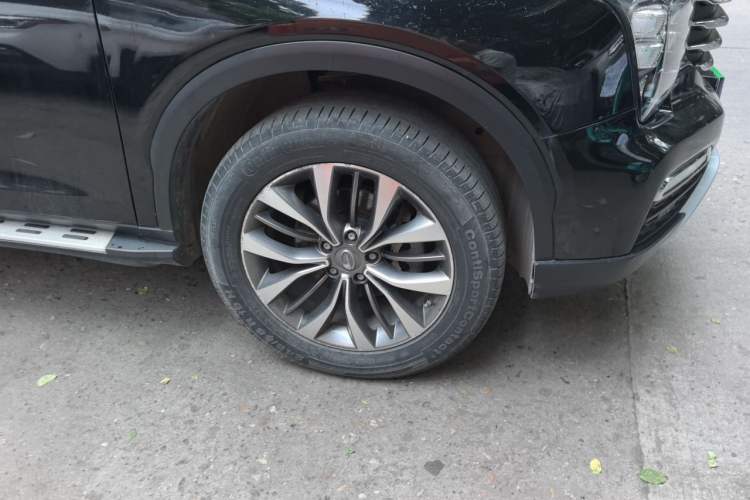 Used GAC Trumpchi GS8 2017 320T Two-Wheel Drive Luxury Smart Connectivity Version (7 Seats) Right Front Wheel Hub