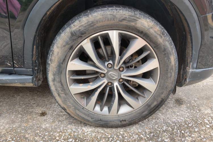 Used GAC Trumpchi GS8 2017 320T Two-Wheel Drive Luxury Smart Connectivity Version (7 Seats) Right Front Wheel Hub