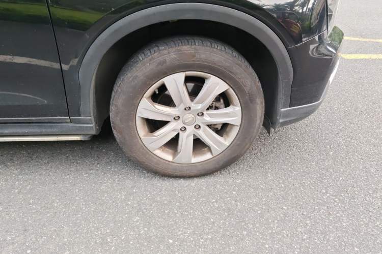 Used GAC Trumpchi GS8 2017 320T Two-Wheel Drive Luxury Edition (7 Seats) Right Front Wheel Hub