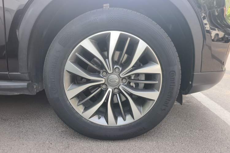 Used GAC Trumpchi GS8 2017 320T Two-Wheel Drive Luxury Smart Connectivity Version (7 Seats) Right Front Wheel Hub